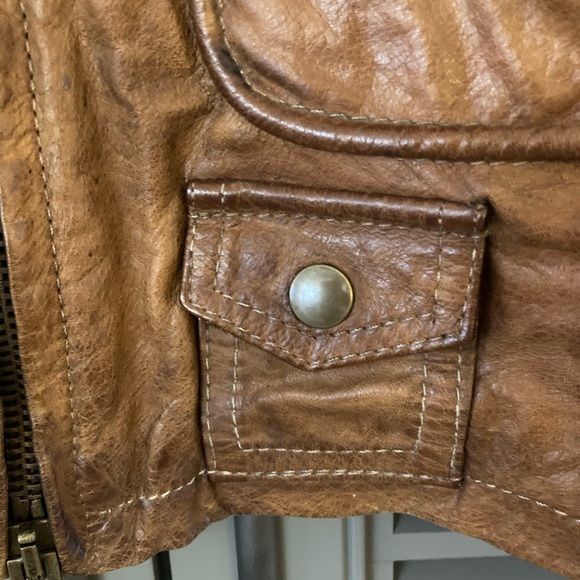 Belstaff Leather Stylish Bomber - Picture 3 of 10